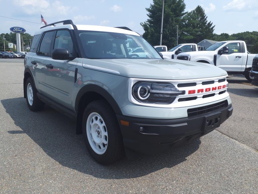 new 2024 Ford Bronco Sport car