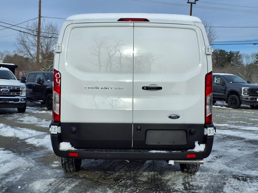 new 2024 Ford Transit T-250 car