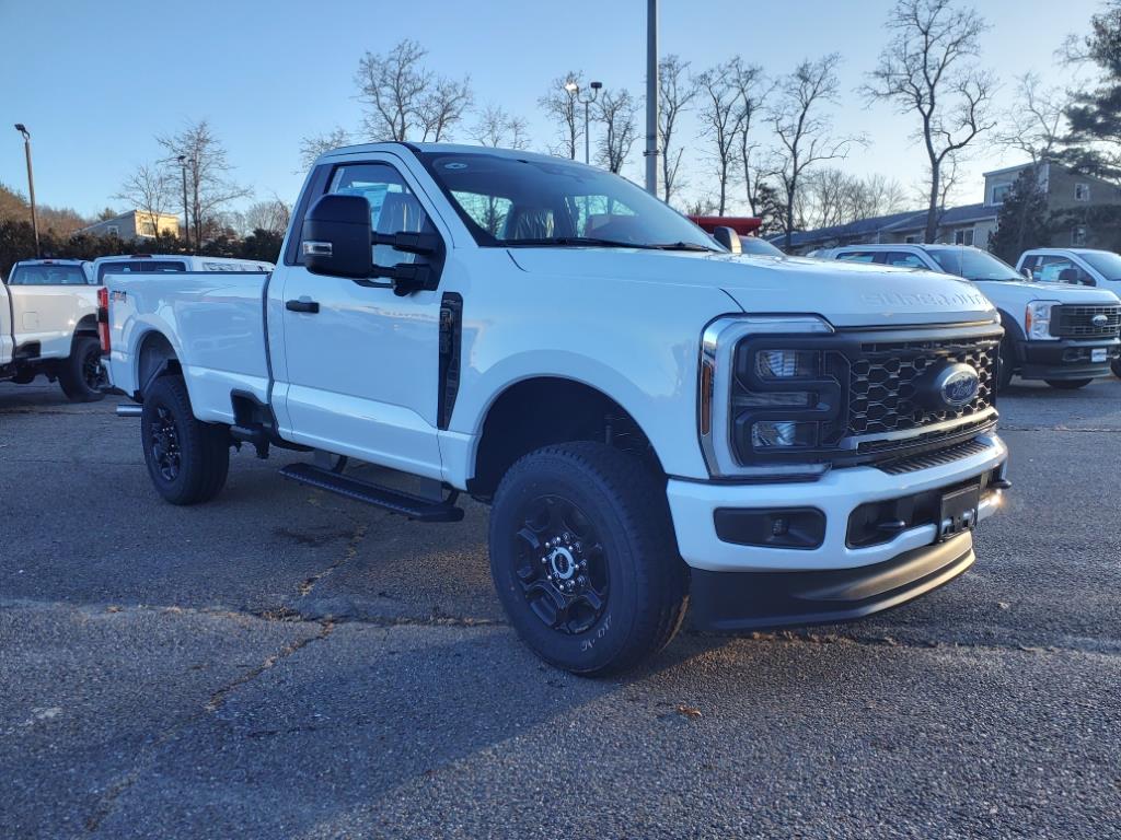 new 2024 Ford F-350 Super Duty car