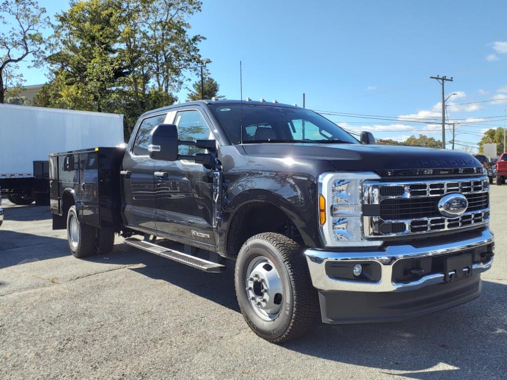 new 2024 Ford F-350 Super Duty car