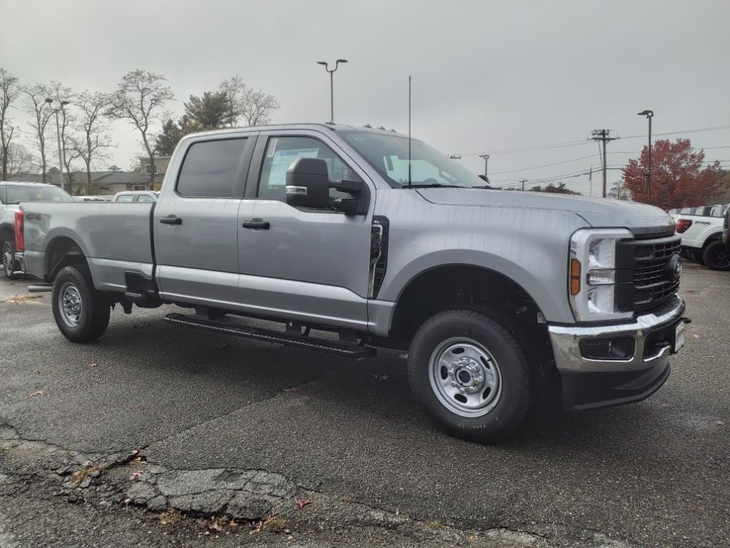 new 2024 Ford F-350 Super Duty car