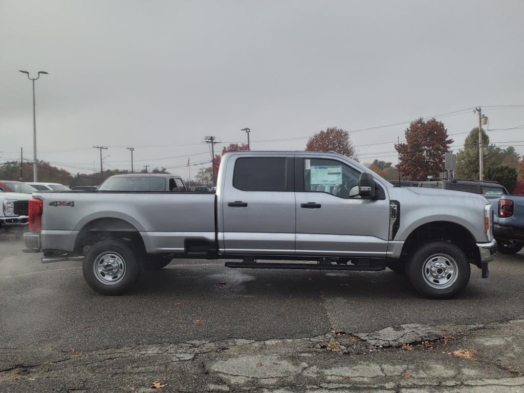 new 2024 Ford F-350 Super Duty car