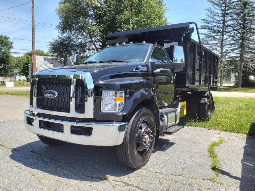 new 2025 Ford F750 Super Duty car