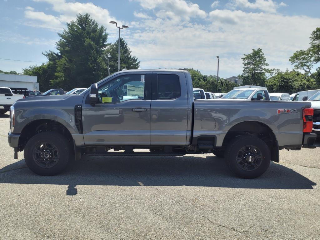 new 2024 Ford F-350 Super Duty car