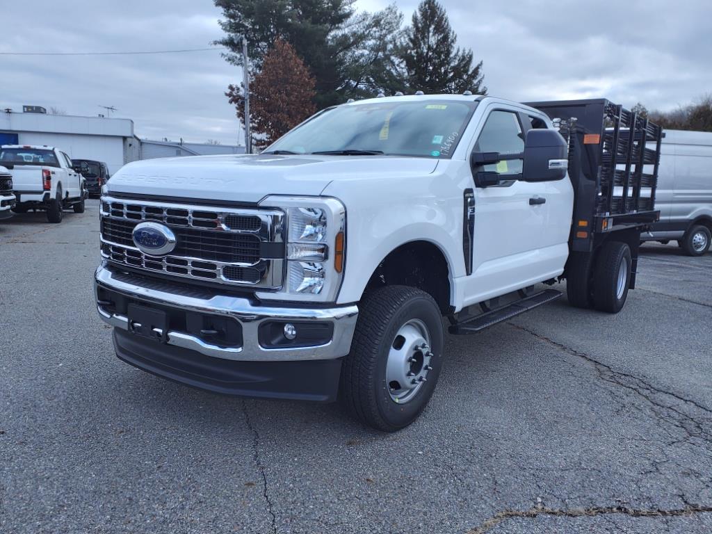 new 2024 Ford F-350 Super Duty car