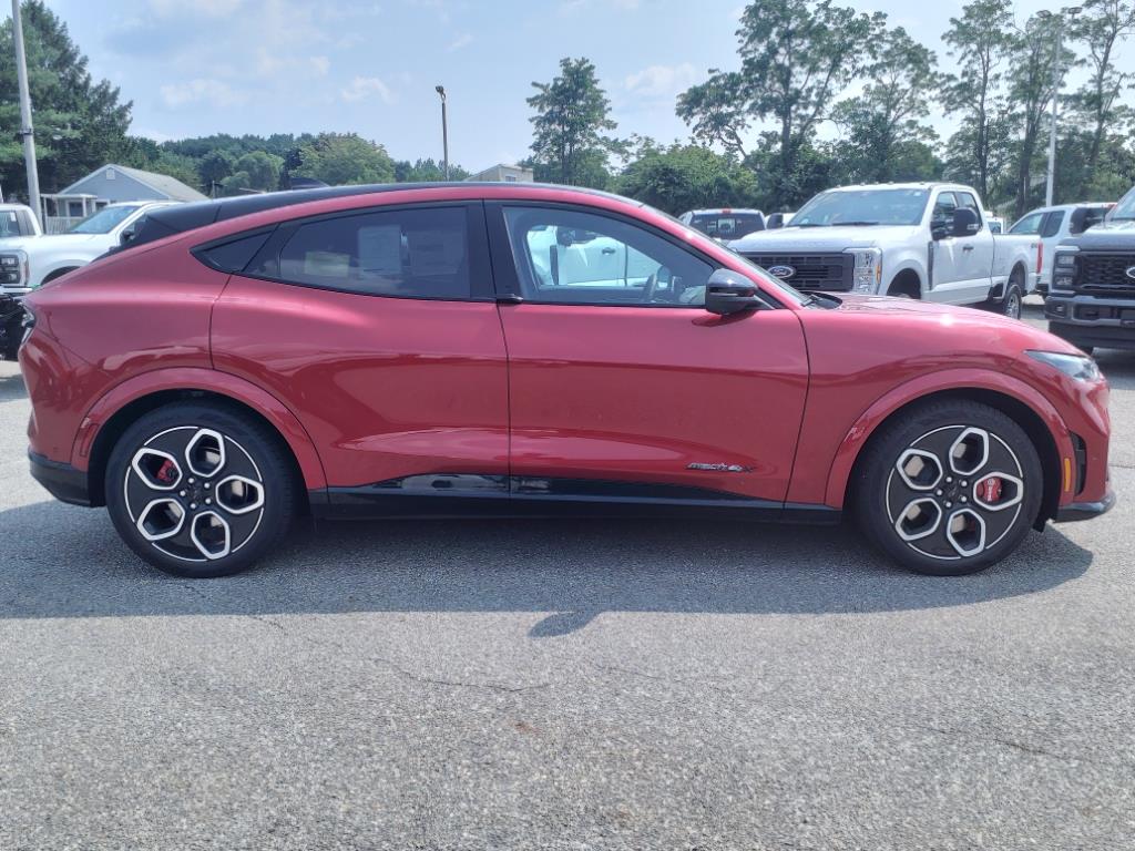 new 2024 Ford Mustang Mach-E car