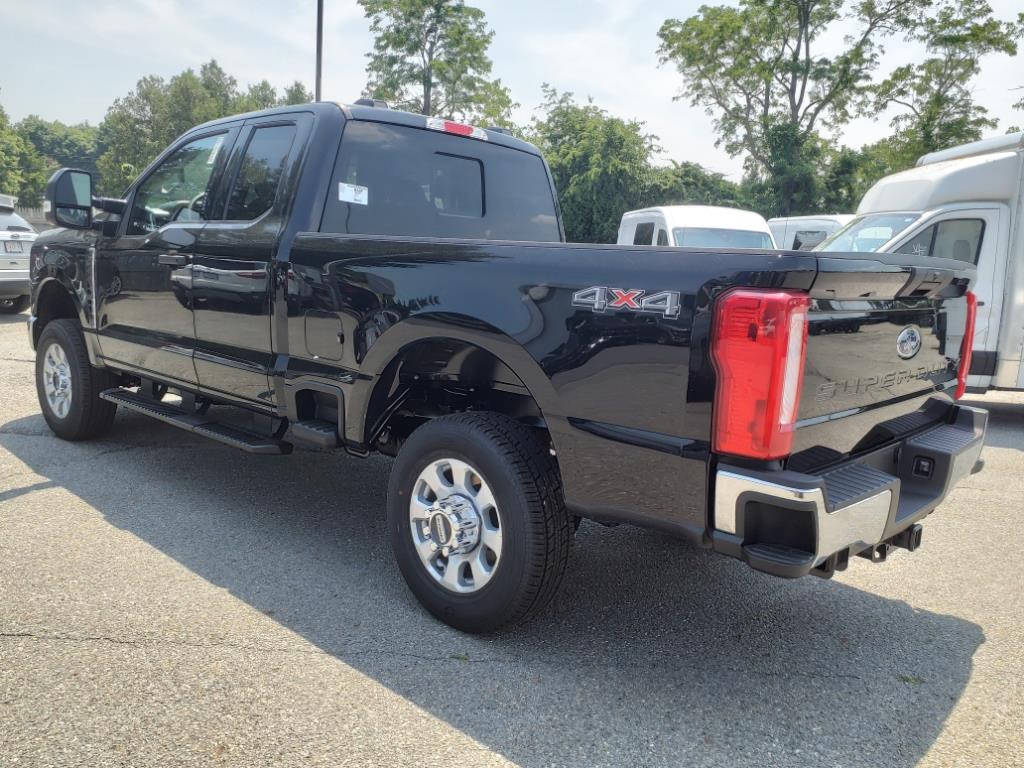 new 2024 Ford F-250 Super Duty car