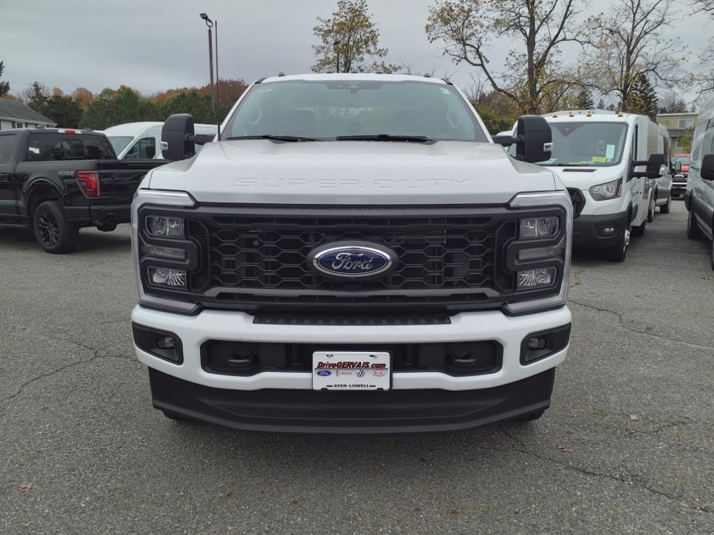 new 2024 Ford F-350 Super Duty car