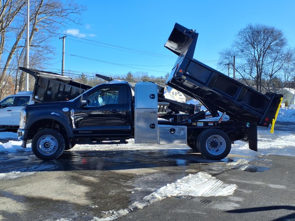 new 2024 Ford F-450 Super Duty car