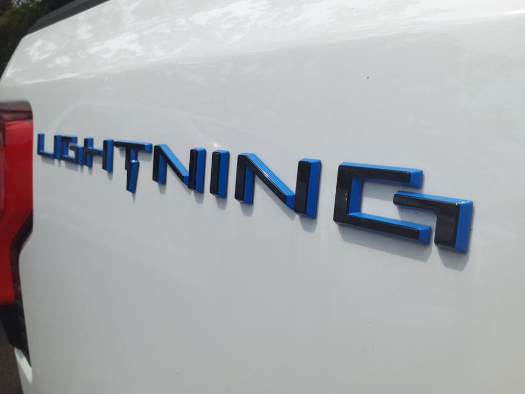 new 2024 Ford F150 Lightning car