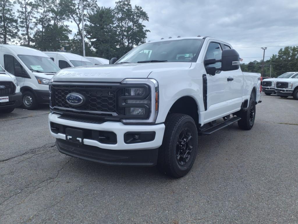 new 2024 Ford F-350 Super Duty car