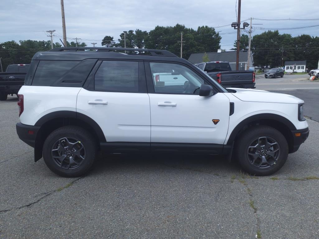 new 2024 Ford Bronco Sport car