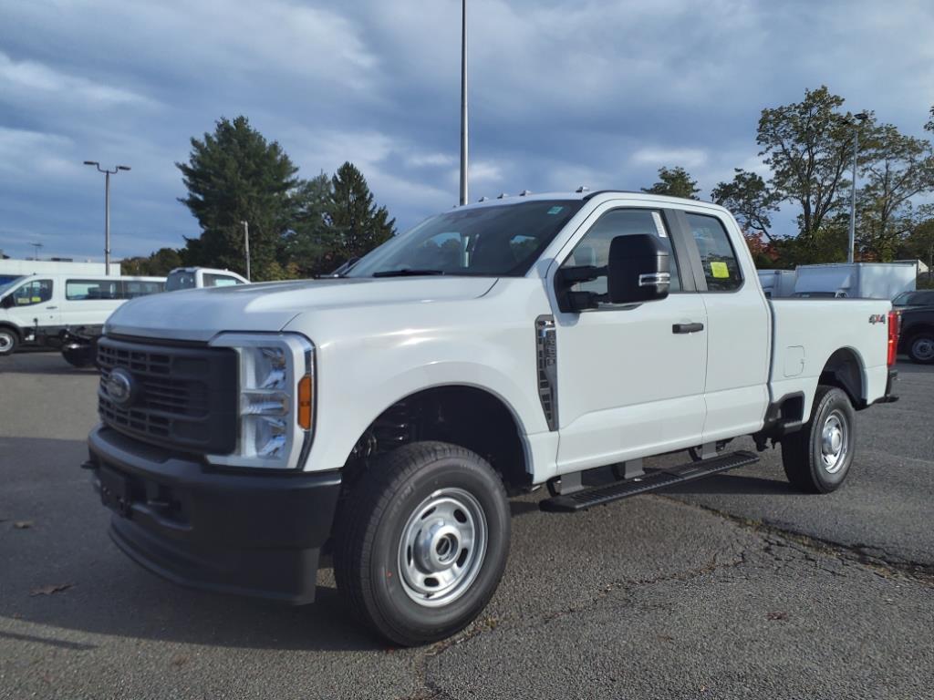 new 2024 Ford F-350 Super Duty car