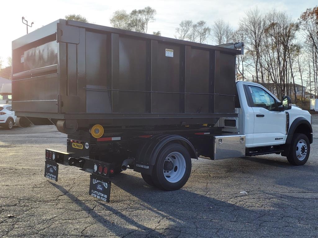 new 2023 Ford F-550 Super Duty car