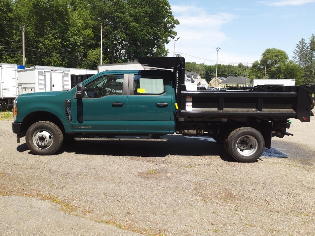 new 2023 Ford F-350 Super Duty car