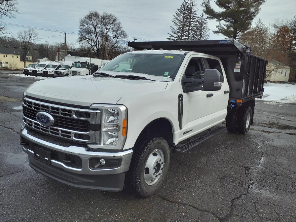 new 2023 Ford F-350 Super Duty car