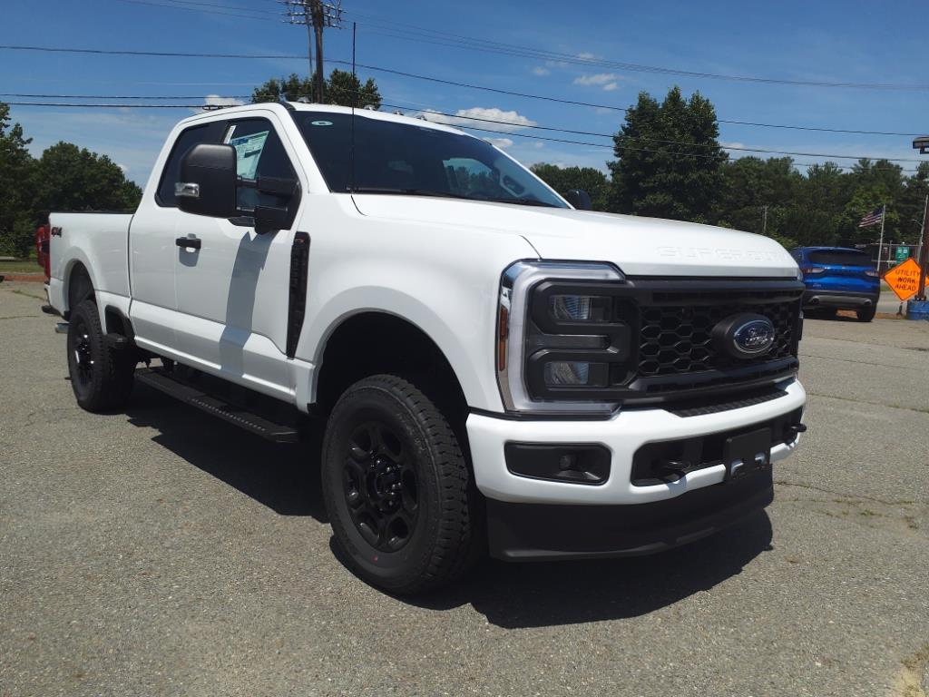 new 2024 Ford F-350 Super Duty car