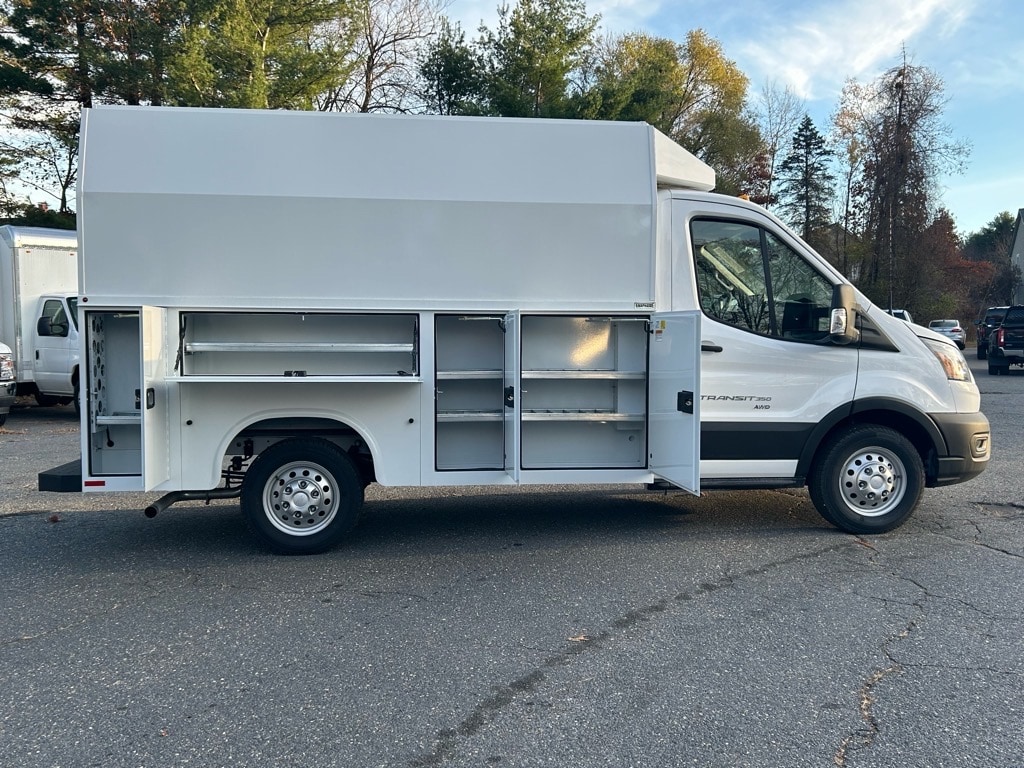 new 2024 Ford Transit T-350 car