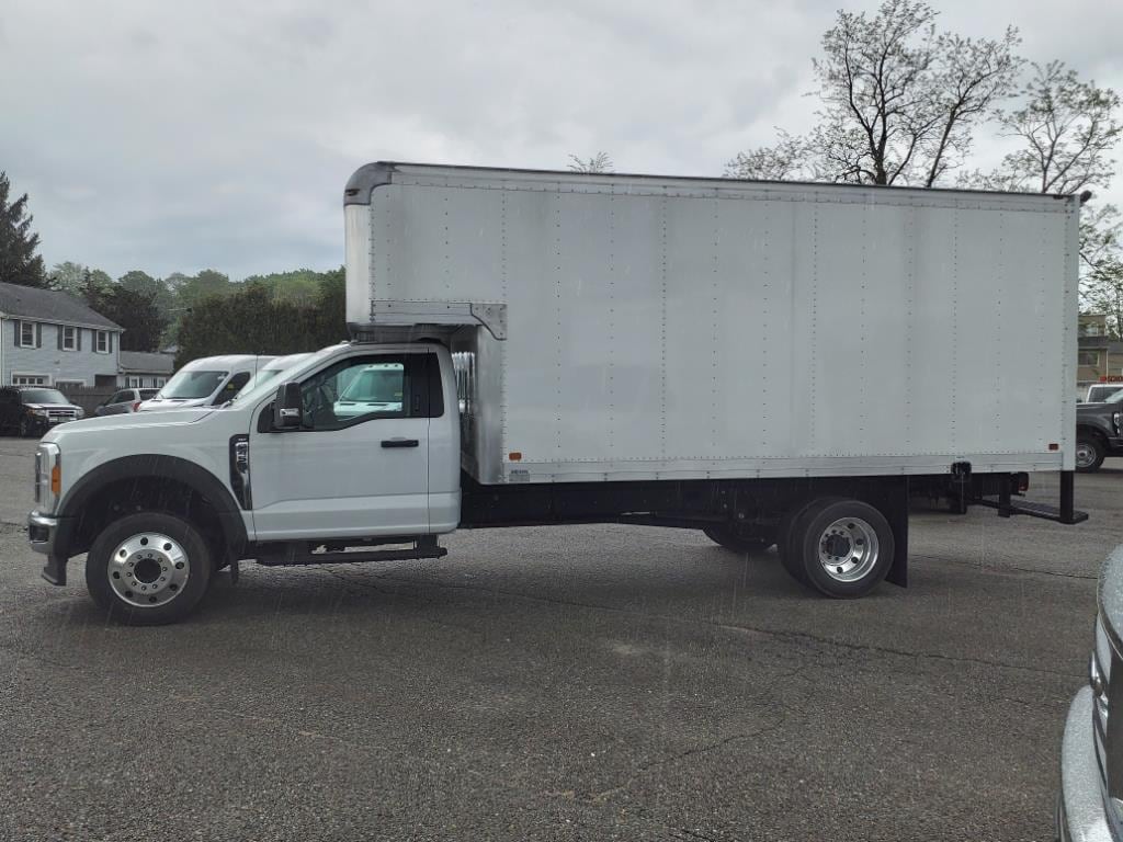 new 2023 Ford F-450 Super Duty car