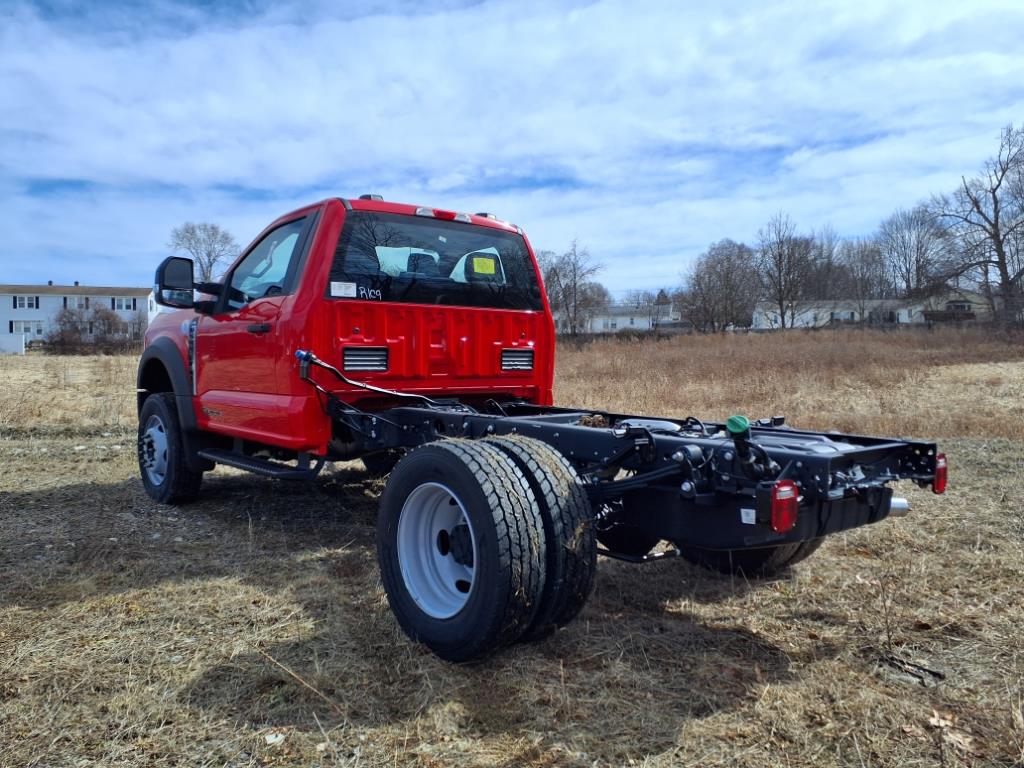 new 2024 Ford F600 Super Duty car