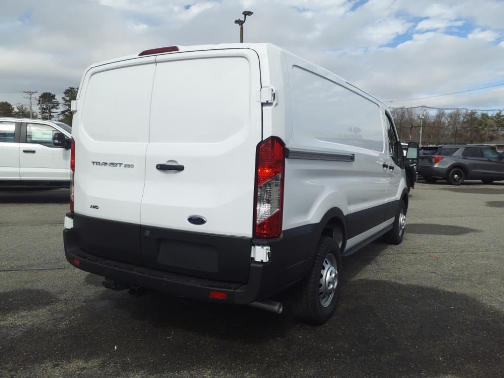 new 2024 Ford Transit T-250 car