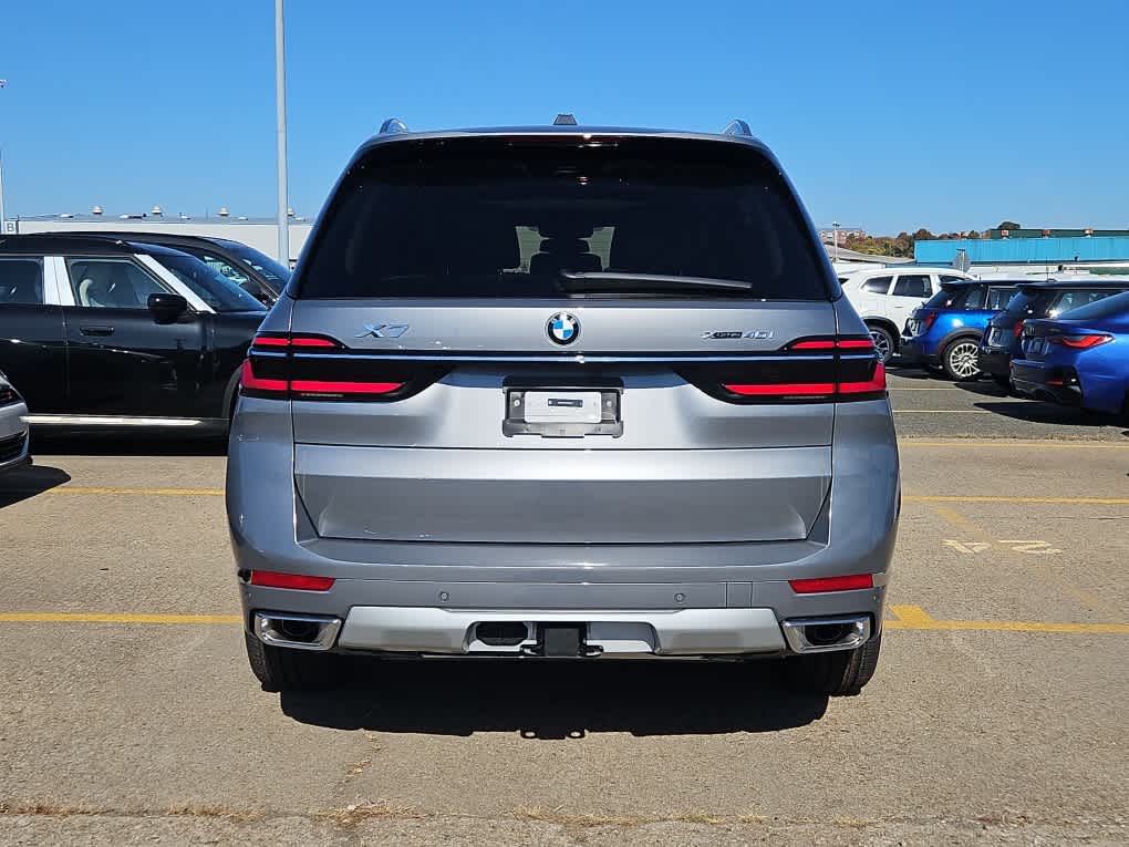 new 2025 BMW X7 car, priced at $92,175