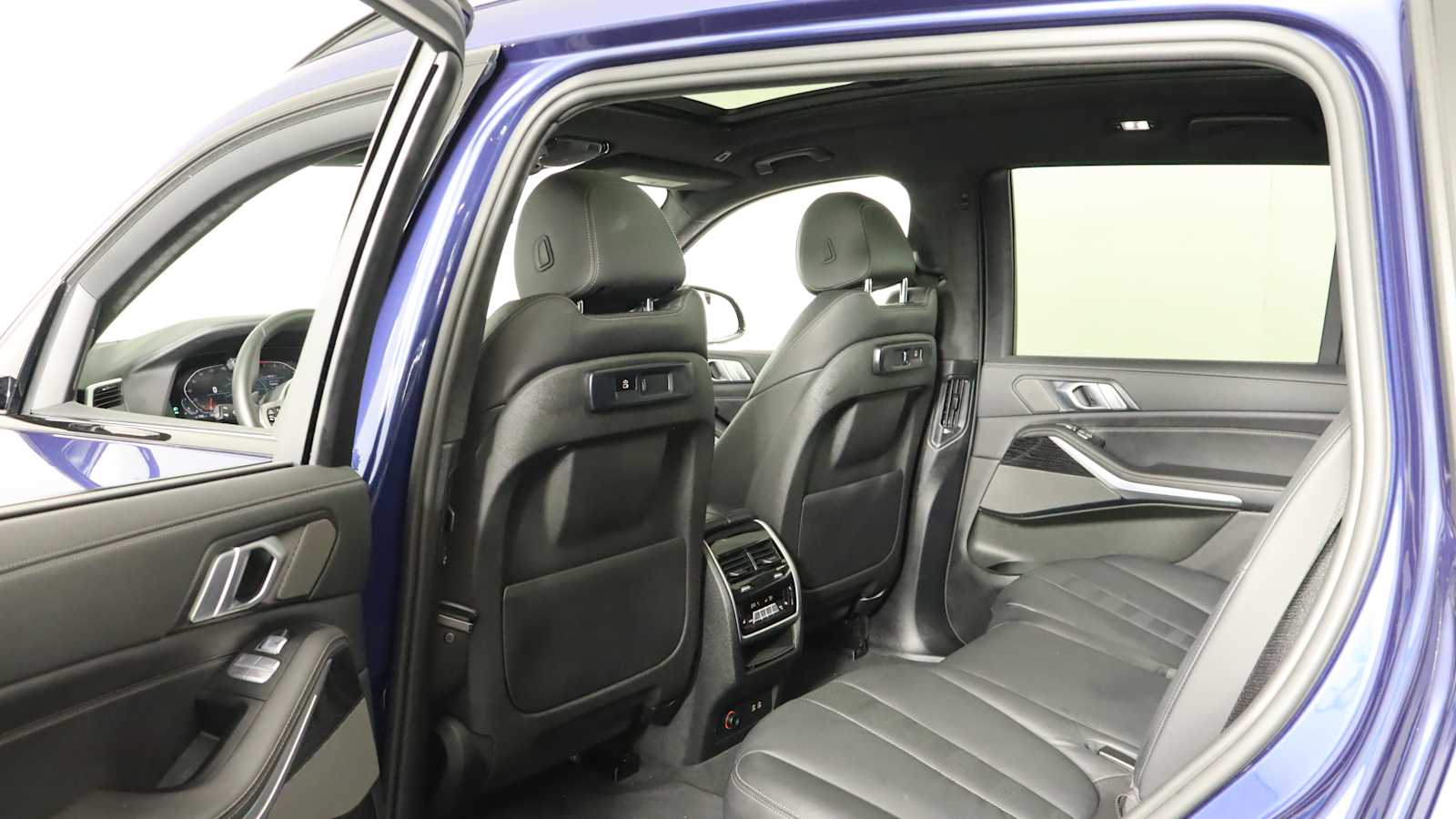 used 2020 BMW X7 car, priced at $43,798