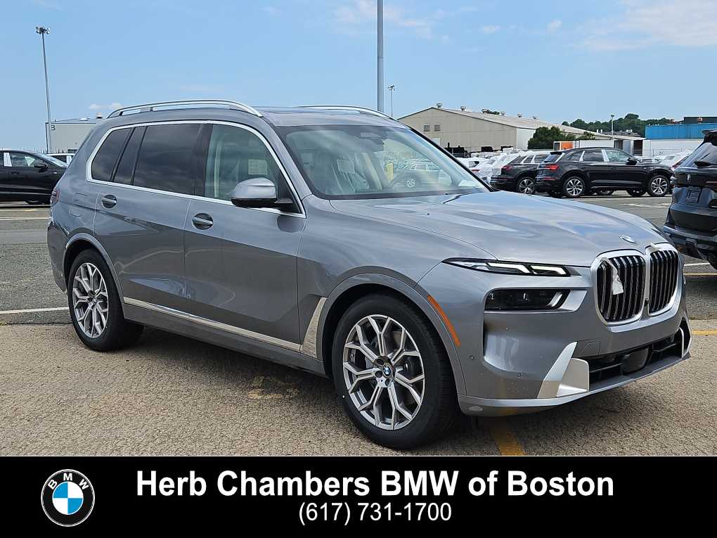 new 2025 BMW X7 car, priced at $91,525