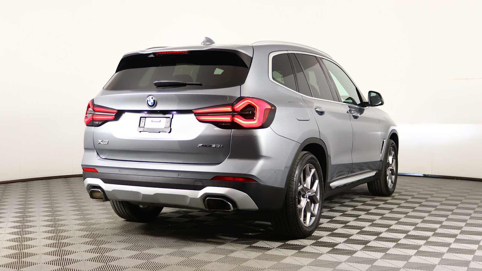 used 2023 BMW X3 car, priced at $39,698