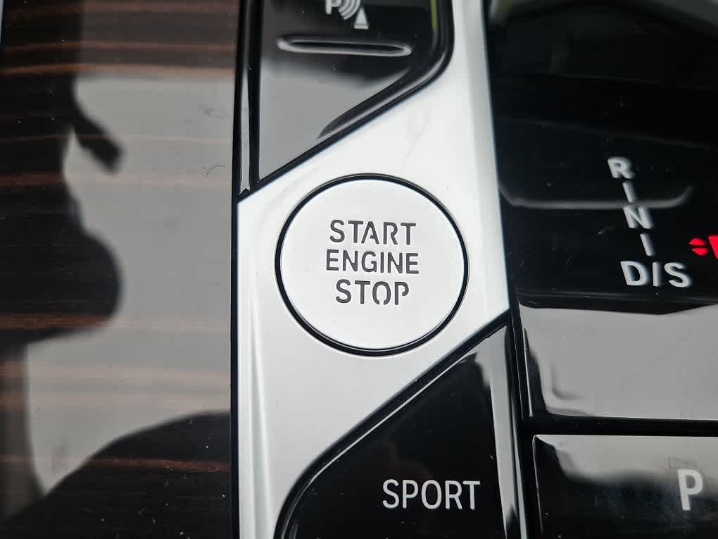new 2026 BMW X7 car, priced at $92,575