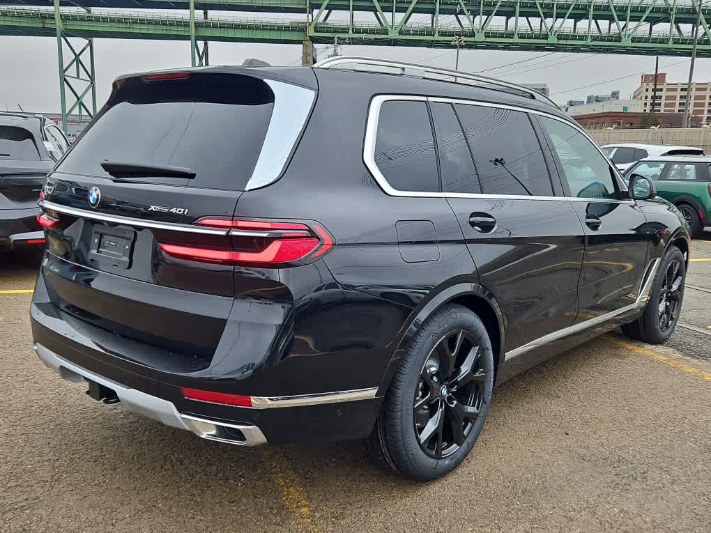 new 2025 BMW X7 car, priced at $92,975