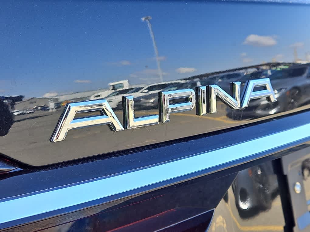 new 2024 BMW ALPINA XB7 car, priced at $155,195