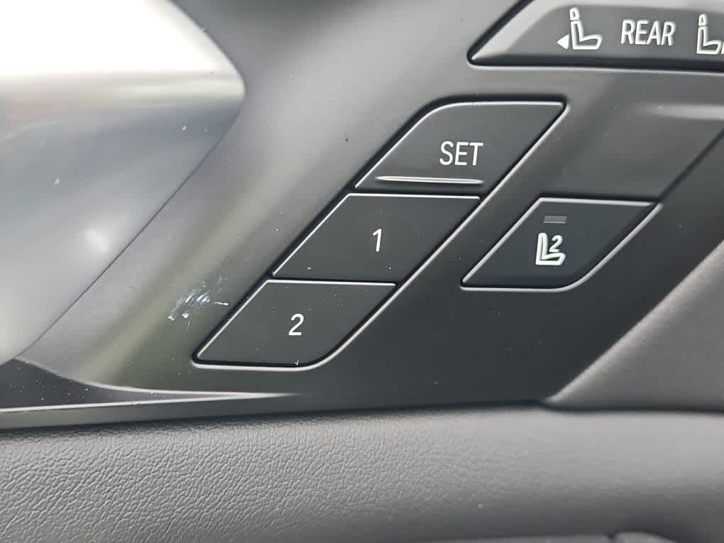 new 2026 BMW X7 car, priced at $92,575