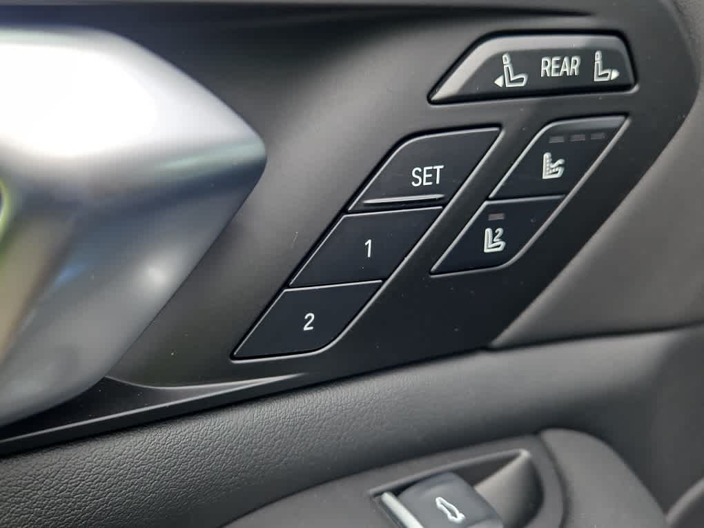 new 2026 BMW X7 car, priced at $121,525