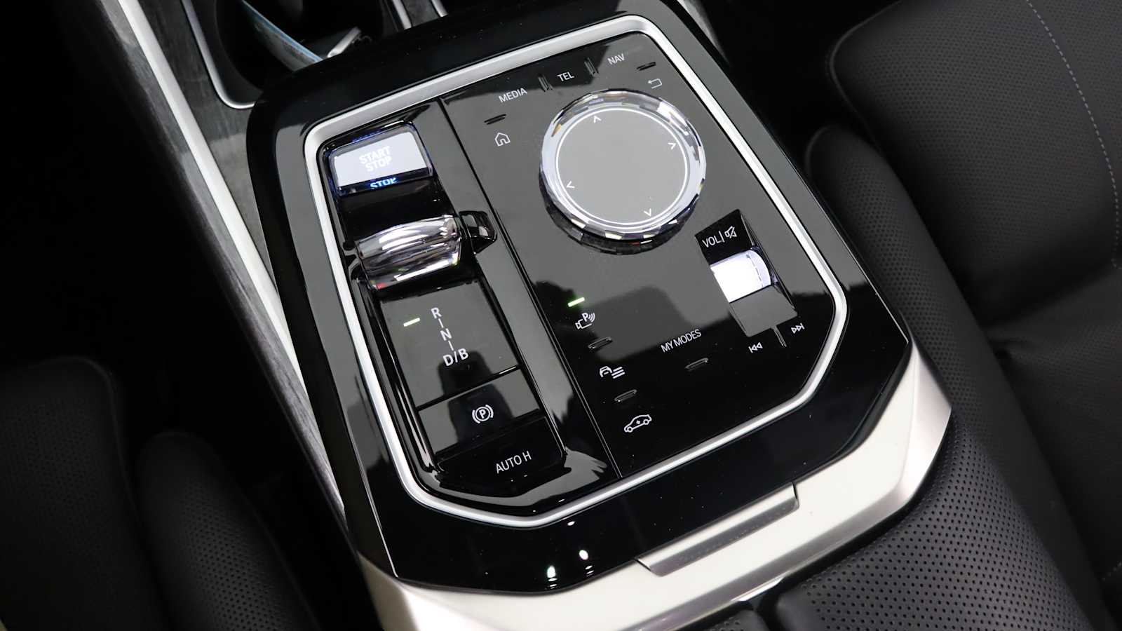 used 2024 BMW i7 car, priced at $112,398