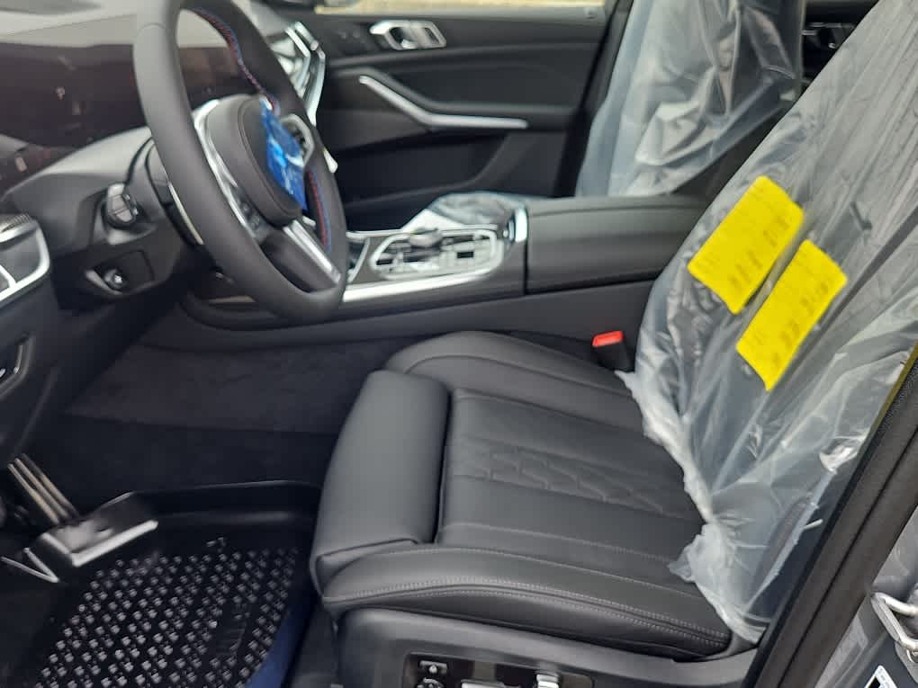 new 2026 BMW X7 car, priced at $119,875