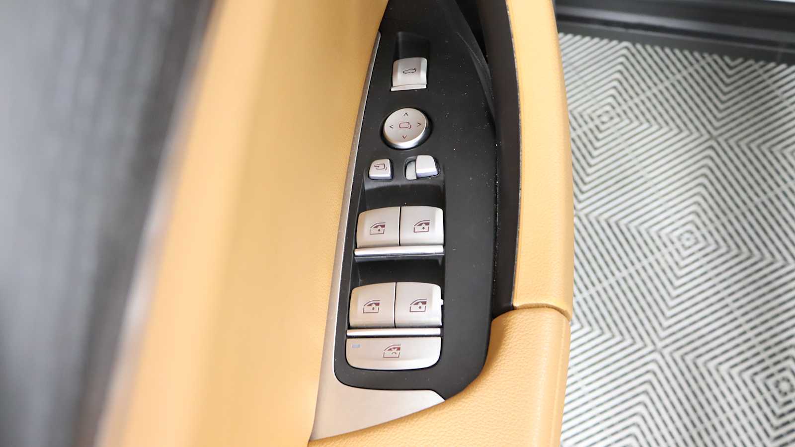 used 2022 BMW X3 car, priced at $35,898