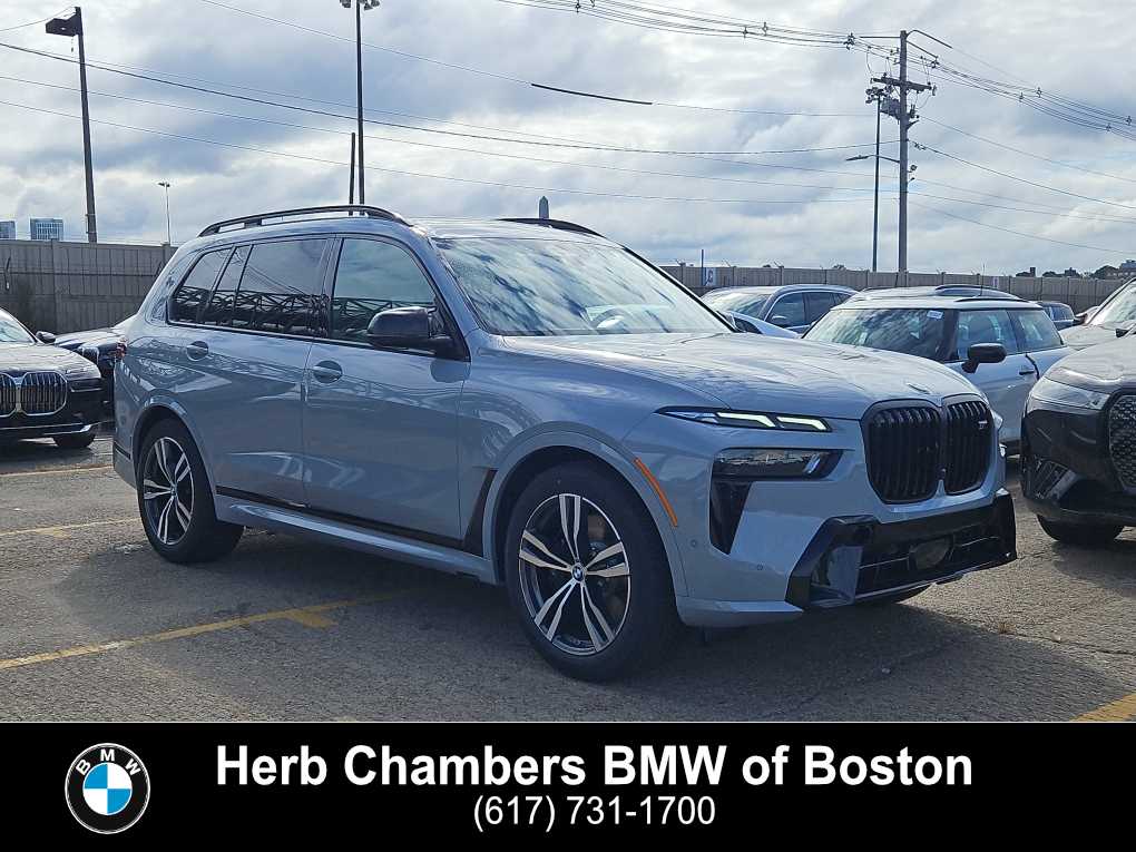 new 2025 BMW X7 car, priced at $120,425