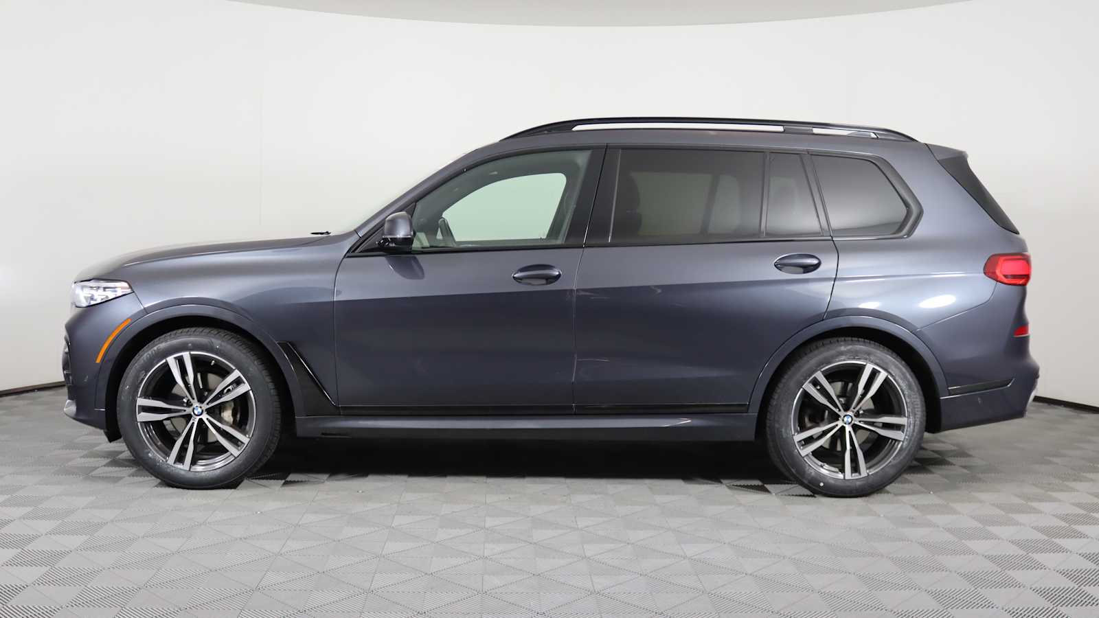 used 2021 BMW X7 car, priced at $56,598