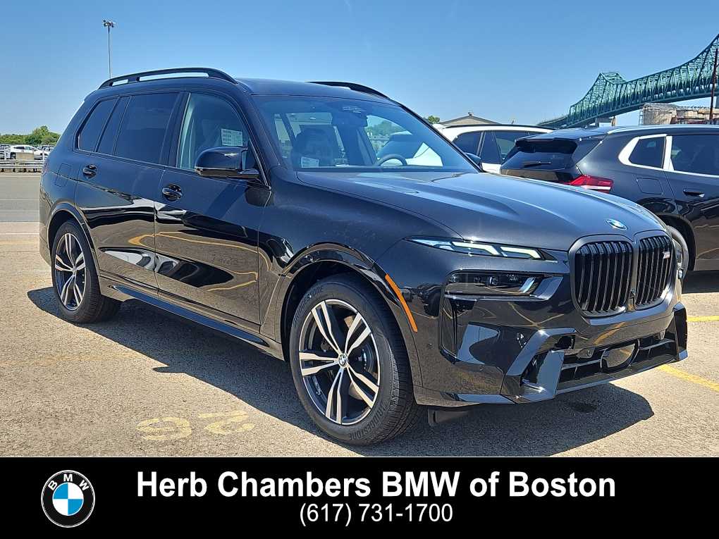 new 2026 BMW X7 car, priced at $119,805
