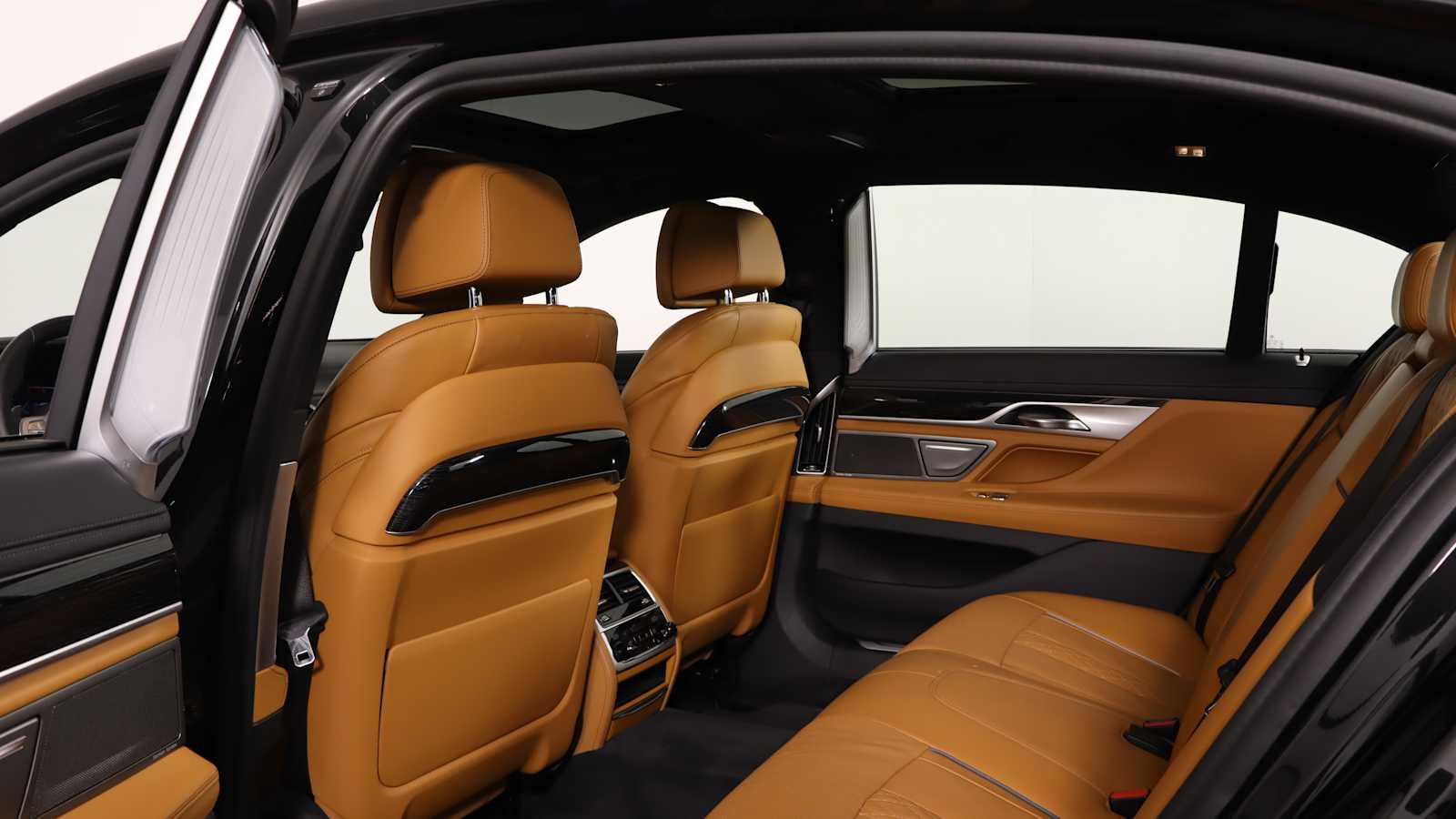 used 2022 BMW 750i car, priced at $54,698