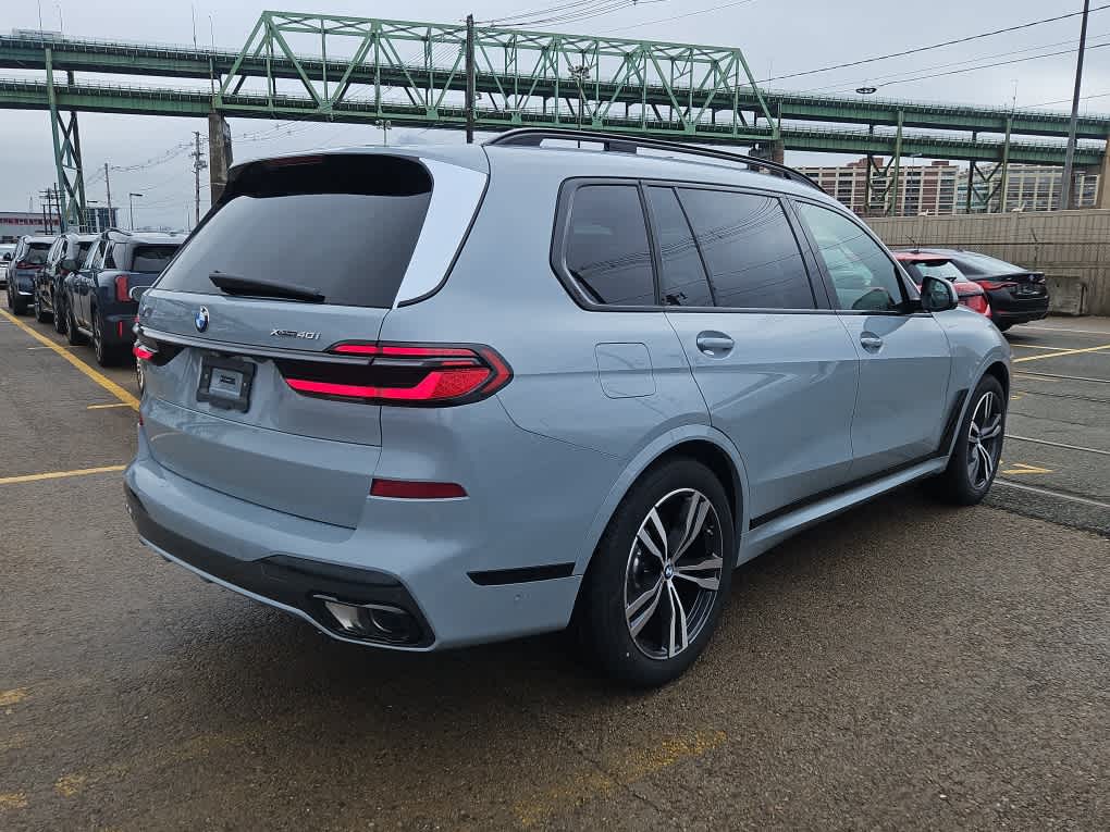 new 2025 BMW X7 car, priced at $96,625