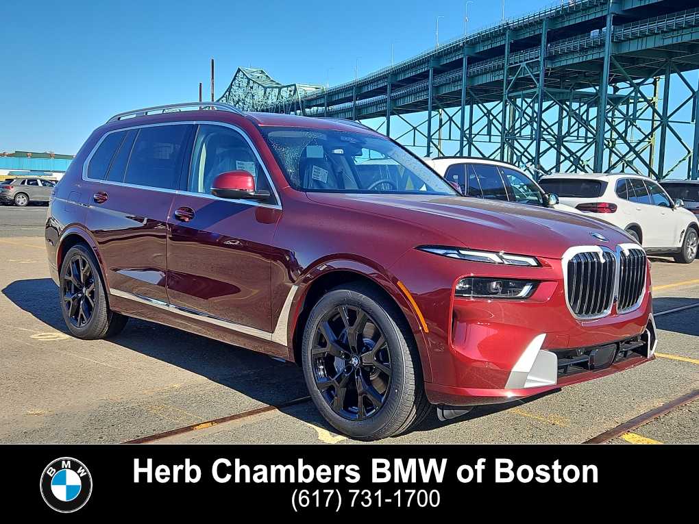 new 2025 BMW X7 car, priced at $92,175