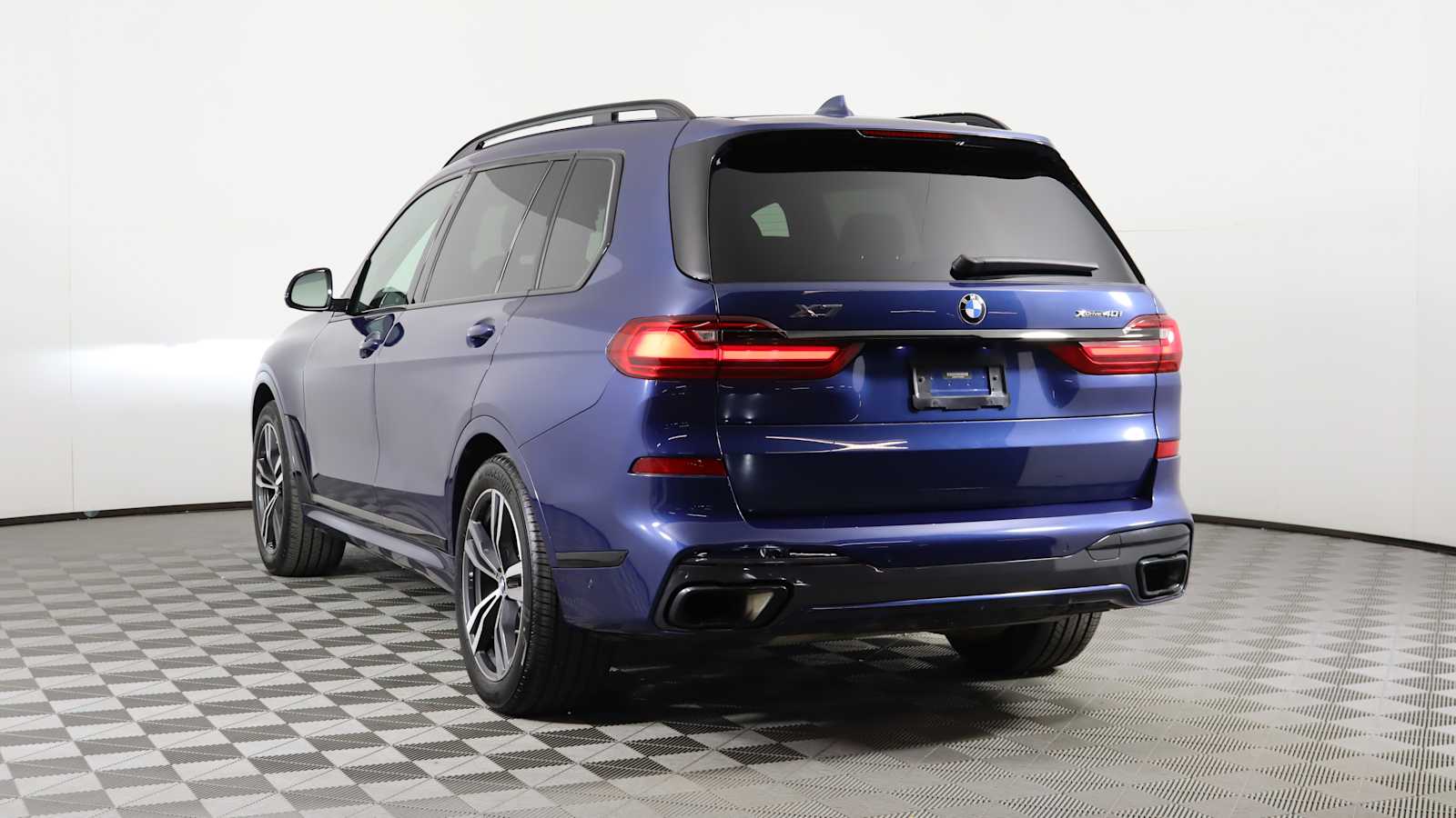 used 2020 BMW X7 car, priced at $43,798