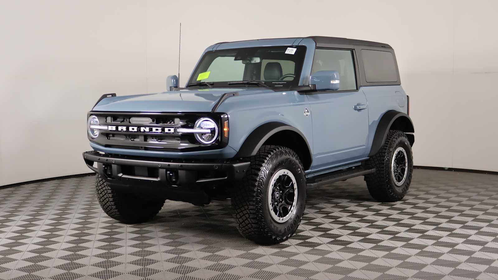 used 2023 Ford Bronco car, priced at $47,598