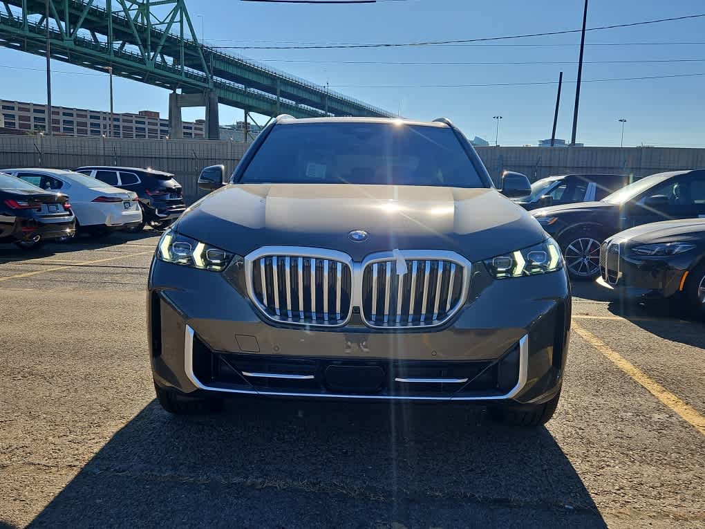 new 2025 BMW X5 car, priced at $71,675