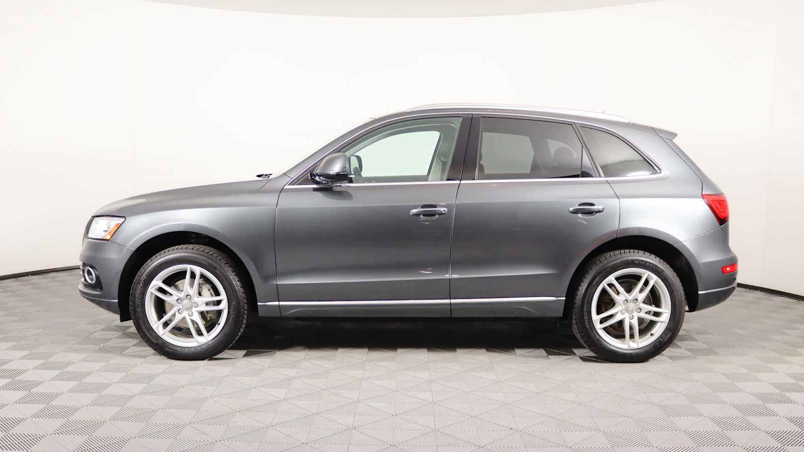 used 2017 Audi Q5 car, priced at $17,798