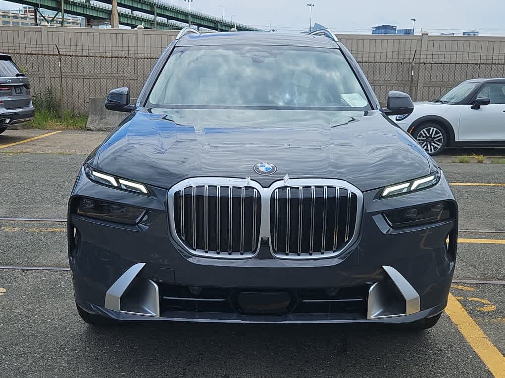 new 2026 BMW X7 car, priced at $94,215