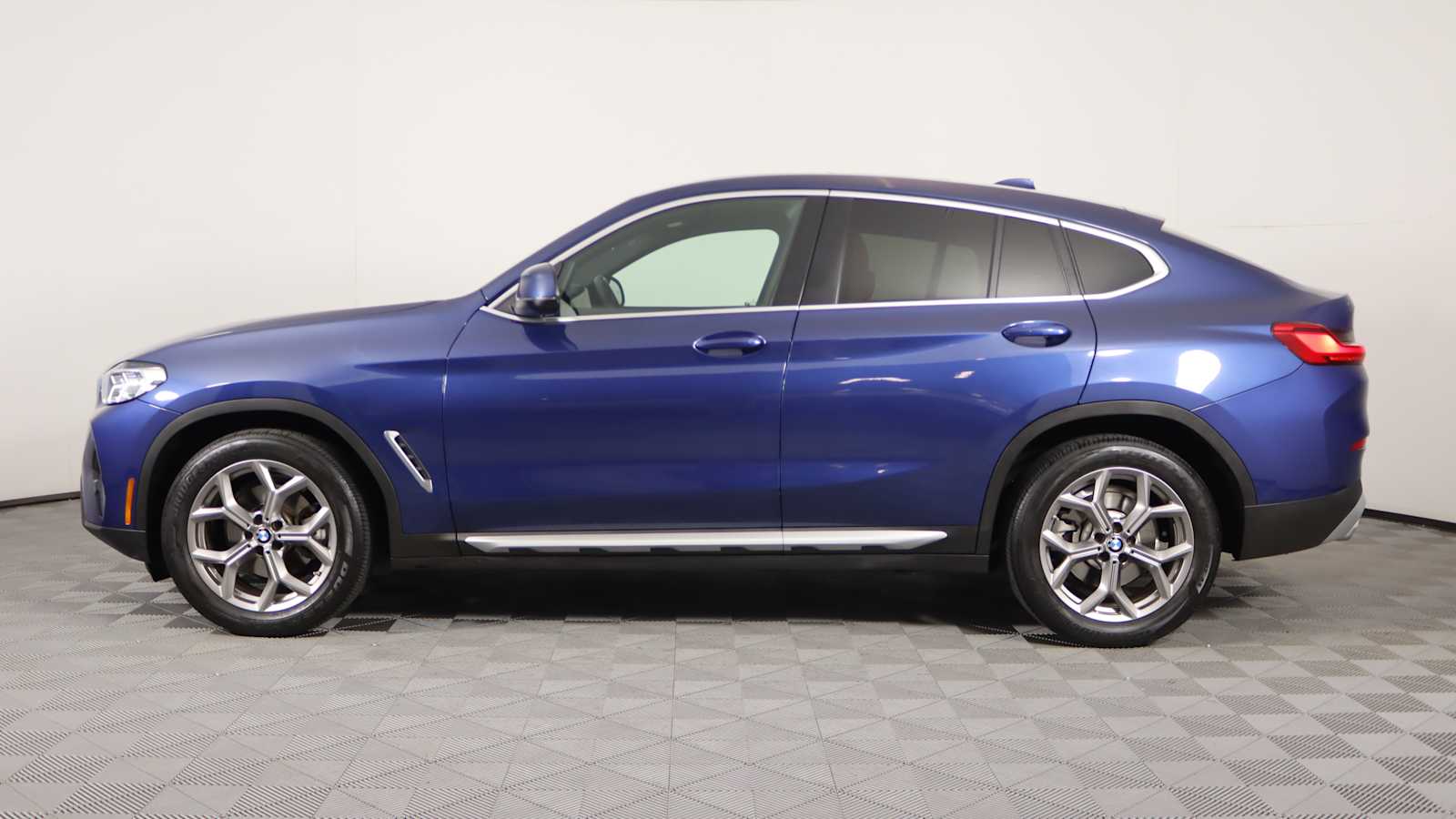 used 2022 BMW X4 car, priced at $41,698