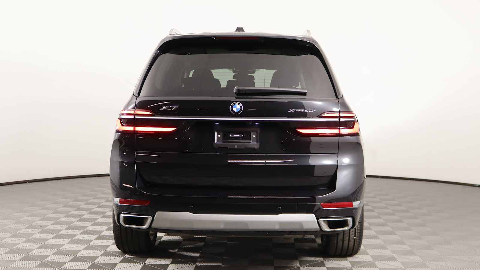 used 2025 BMW X7 car, priced at $82,798